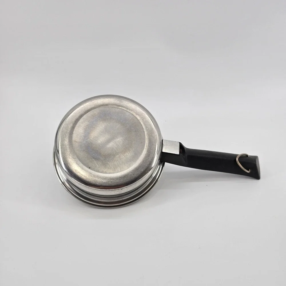 Duncan Hines Saucepan w/Lid 3-Ply 18-8 Stainless Steel Regal Ware Silver 1 Quart
